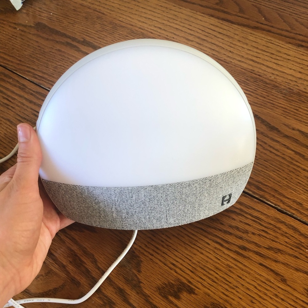 Hatch Restore noise machine alarm clock white color